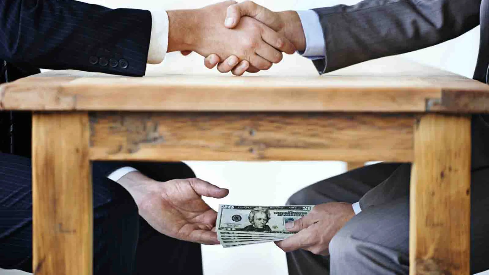 La corrupción socava el Estados de derecho