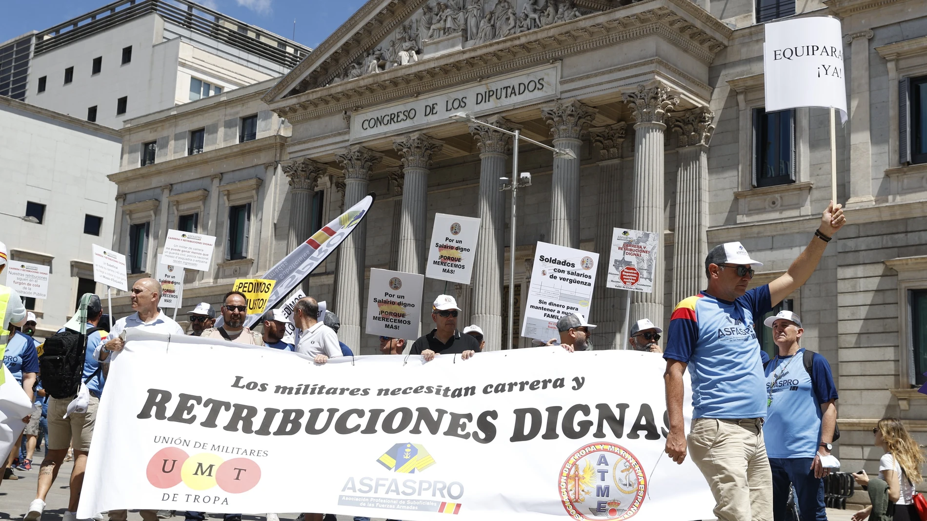 Una de las últimas manifestaciones de militares ante el Congreso de los Diputados