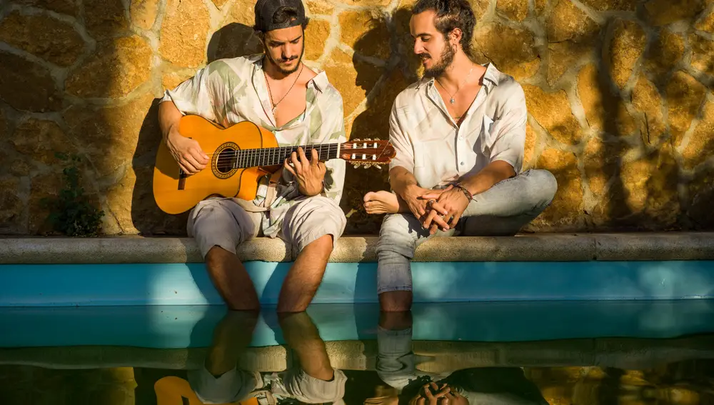 Ignacio (izda.) y Juan, integrantes de Morochos