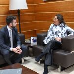 La consejera González Corral y el rector de la UEMC, David García, 
