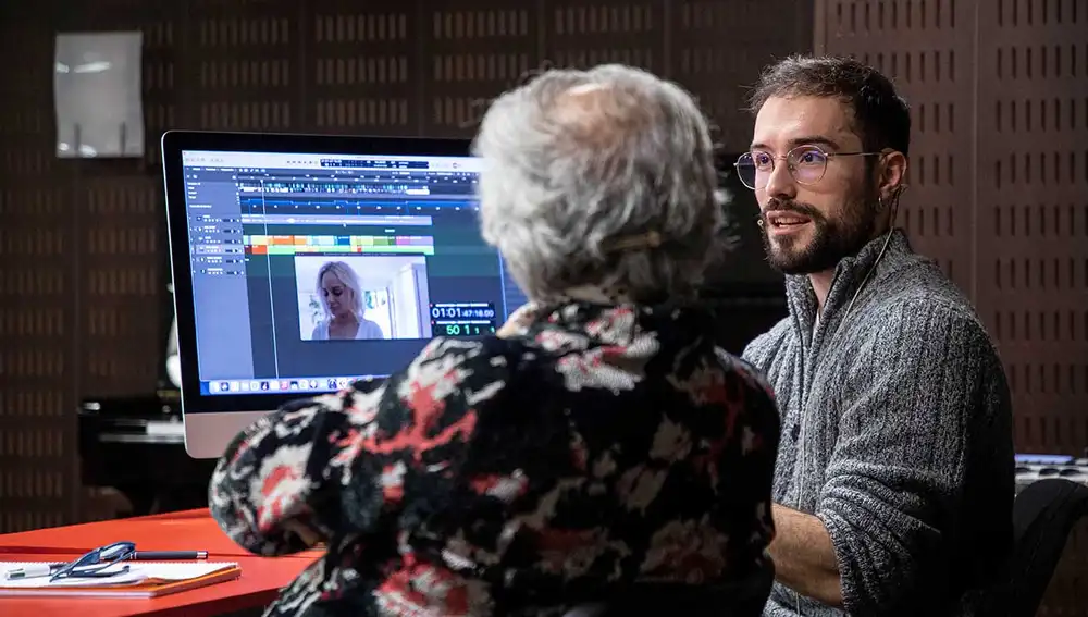 Héctor Bermúdez, en un encuentro con el compositor nominado al Goya por “Robot Dreams” Alfonso de Vilallonga.