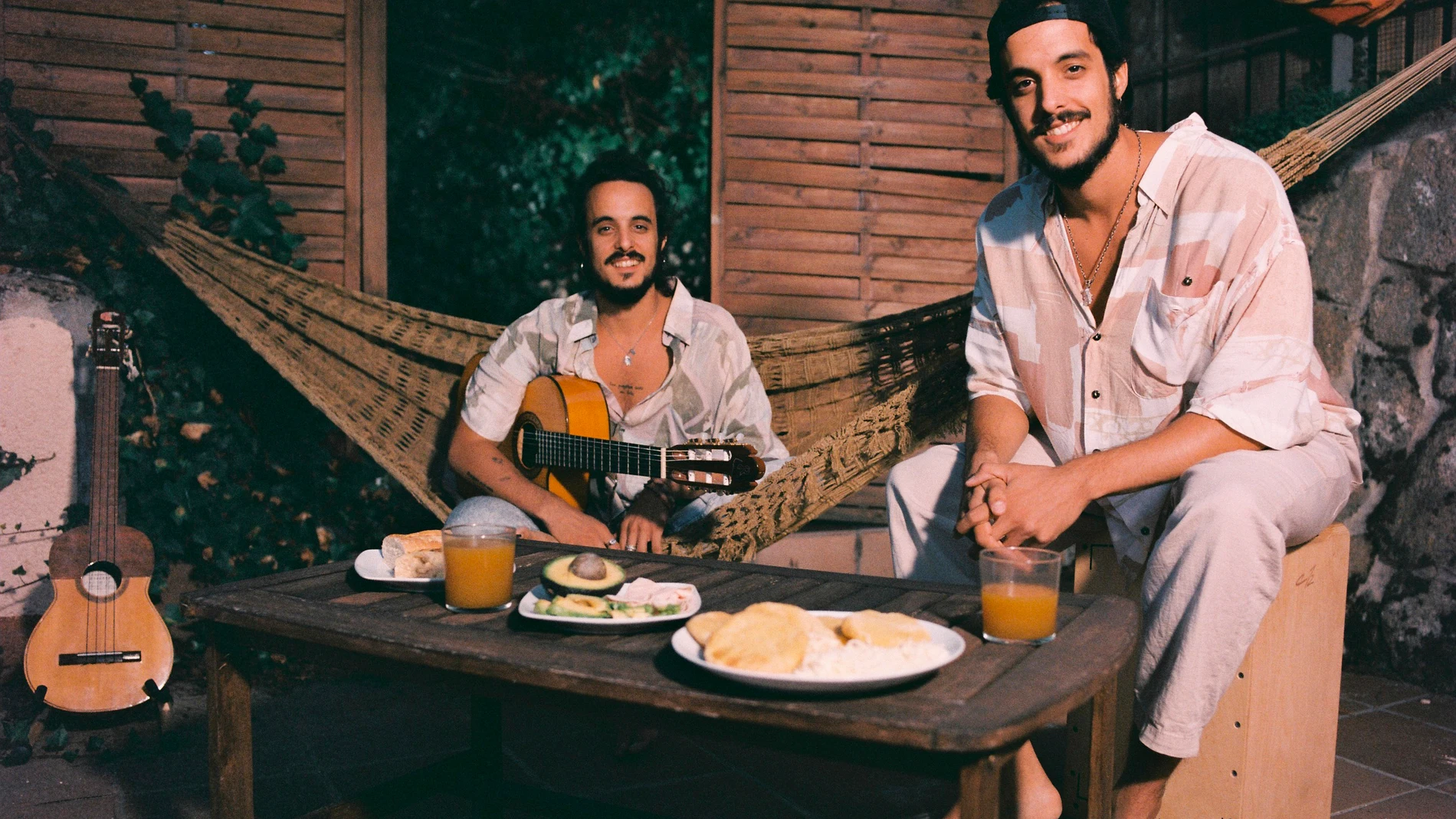 Juan (izda.) e Ignacio, hermanos e integrantes de Morochos