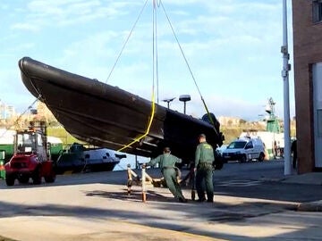 La narcolancha que partió en dos la zódiac en la que iban los dos agentes fallecidos