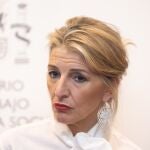 La vicepresidenta segunda del Gobierno y ministra de Trabajo y Economía Social, Yolanda Díaz, preside la primera mesa específica de Diálogo Social, con responsables de organizaciones sindicales y empresariales, en la sede del Ministerio, a 13 de febrero de 2024, en Madrid (España). 
