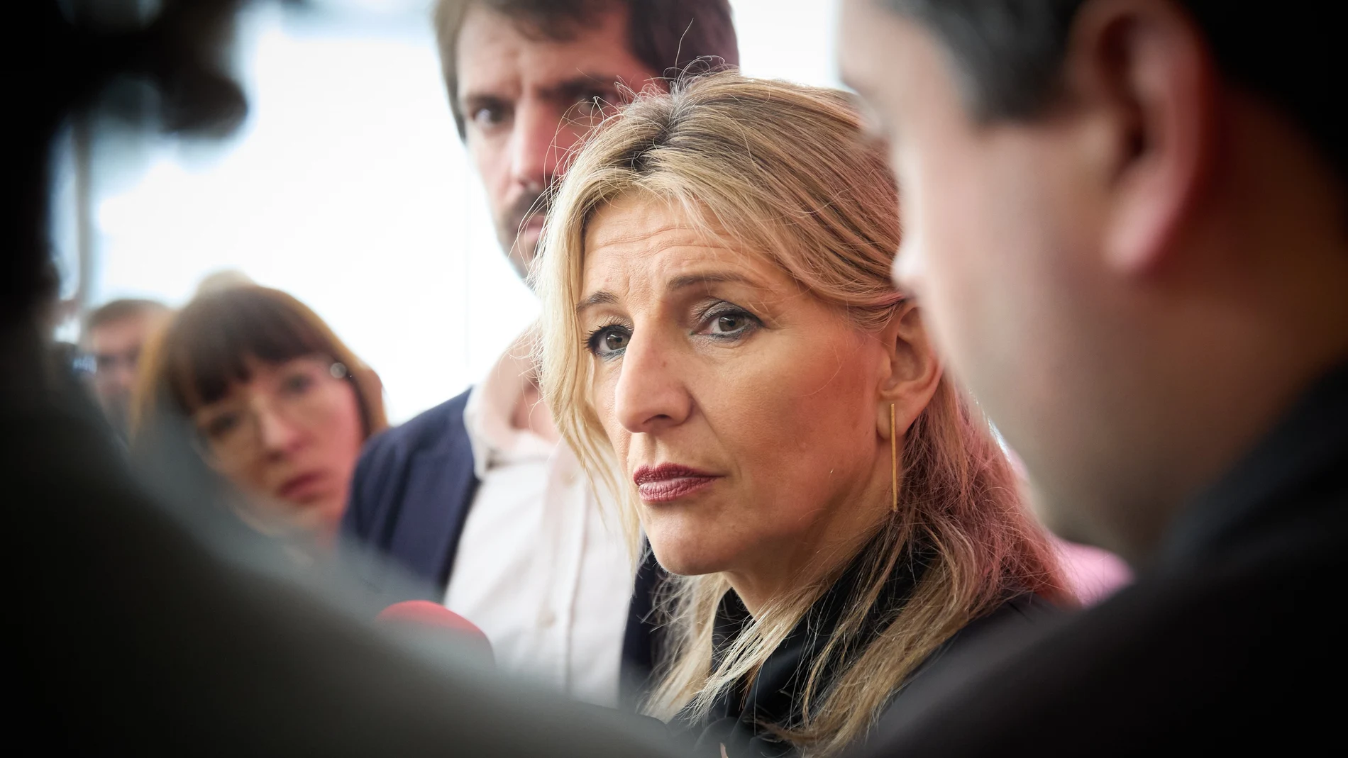 La vicepresidenta segunda del Gobierno y líder de Sumar, Yolanda Díaz, ofrece declaraciones tras su reunión con distintas asociaciones del sector de la cultura y audiovisual, en la Sala María de Maeztu de la Fundación Ortega Marañón, a 14 de febrero de 2024, en Madrid (España). Durante estos días, el Ministerio de Cultura ha informado sobre impulsar una unidad de “atención y prevención de las violencias machistas en el sector cultural”, iniciativa que nace tras hacerse pública hace dos semanas la acusación de tres mujeres al cineasta Carlos Vermut por violencia sexual. 14 FEBRERO 2024;YOLANDA DÍAZ;URTASUN;MINISTERIO DE CULTURA;CULTURA;AUDIOVISUAL;VIOLENCIA DE GÉNERO;CINE;MADRID Jesús Hellín / Europa Press 14/02/2024