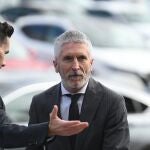  El ministro Fernando Grande-Marlaska a su llegada el lunes a la entrega medallas Mérito de Protección Civil durante un acto en la Escuela Nacional de Protección Civil. 