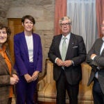 La nacionalista, hoy, en un encuentro con el presidente de la Confederación de Empresarios de Galicia. 