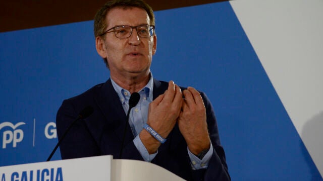 Feijoó participa en un mitin del PP en Pobra de Trives (Ourense)