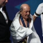 Taghi Askari, un iraní de 100 años, sorprendió en el Mundial de Natación de Doha 2024 con su salto al agua