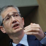 Pablo Hernández de Cos participa en un encuentro con estudiantes de CUNEF en Madrid