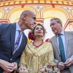 Antonio Muñoz, María Jesús Montero y Juan Espadas en la Feria de Abril de Sevilla del pasado año 2023