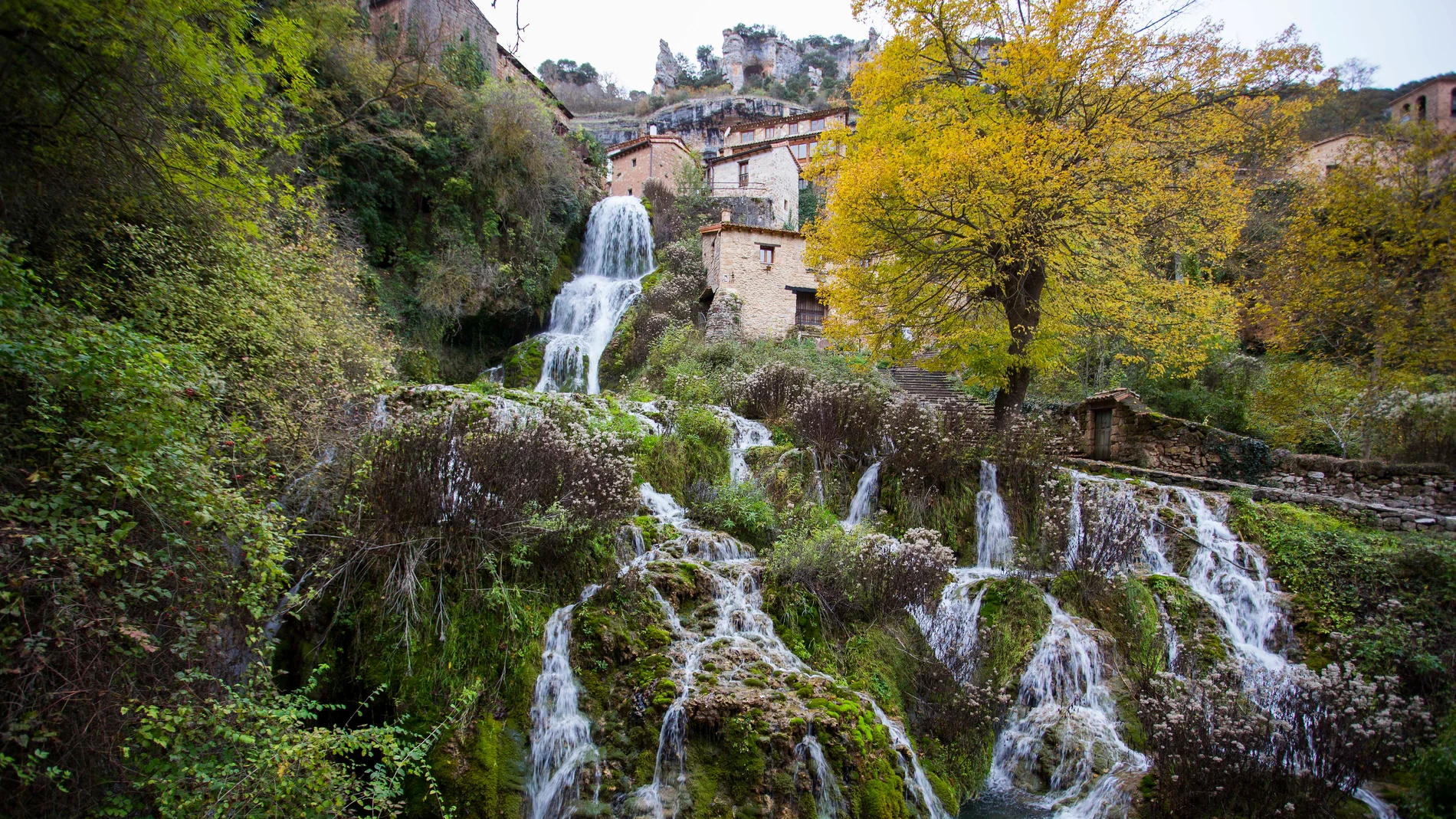 Cascada de Orbaneja del Castillo