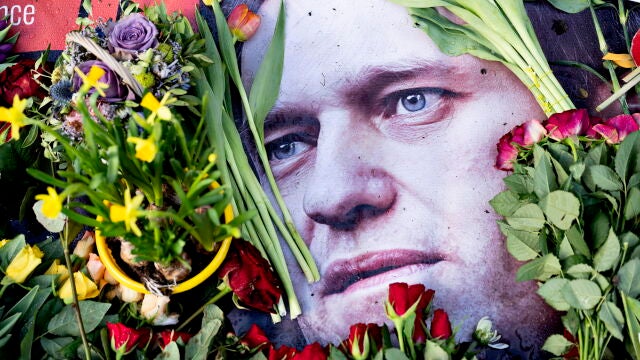 Muestras de condolencia por el líder opositor ruso Alexei Navalni