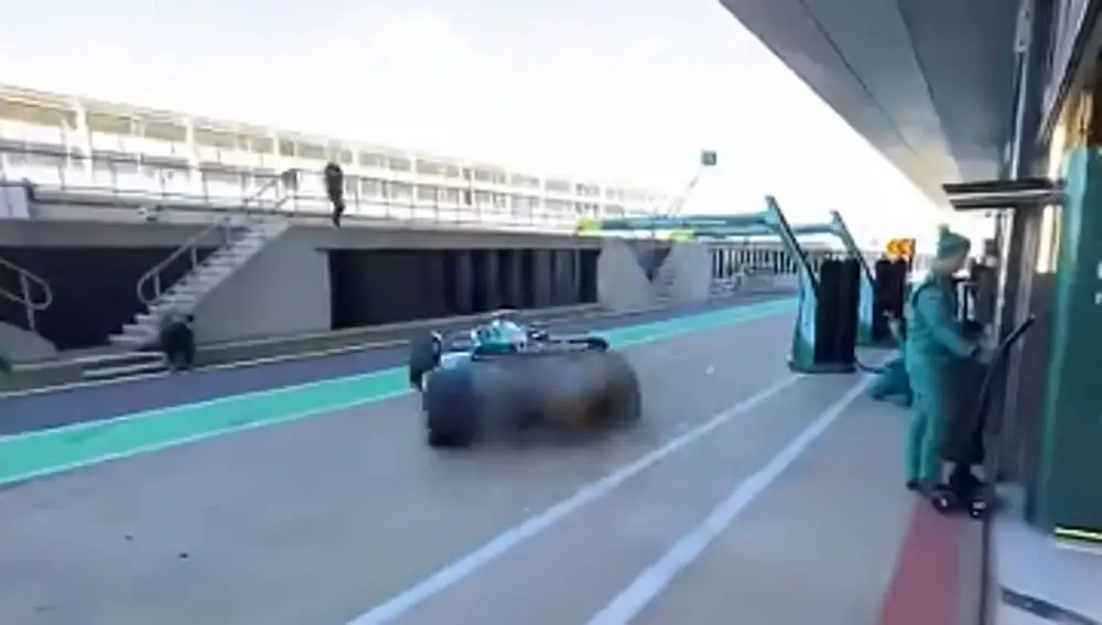 La parte trasera del Aston Martin "pixelada"