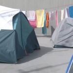 Vecinos de Santa Cruz de Tenerife denuncian el alquiler de tiendas de campaña en una azotea 