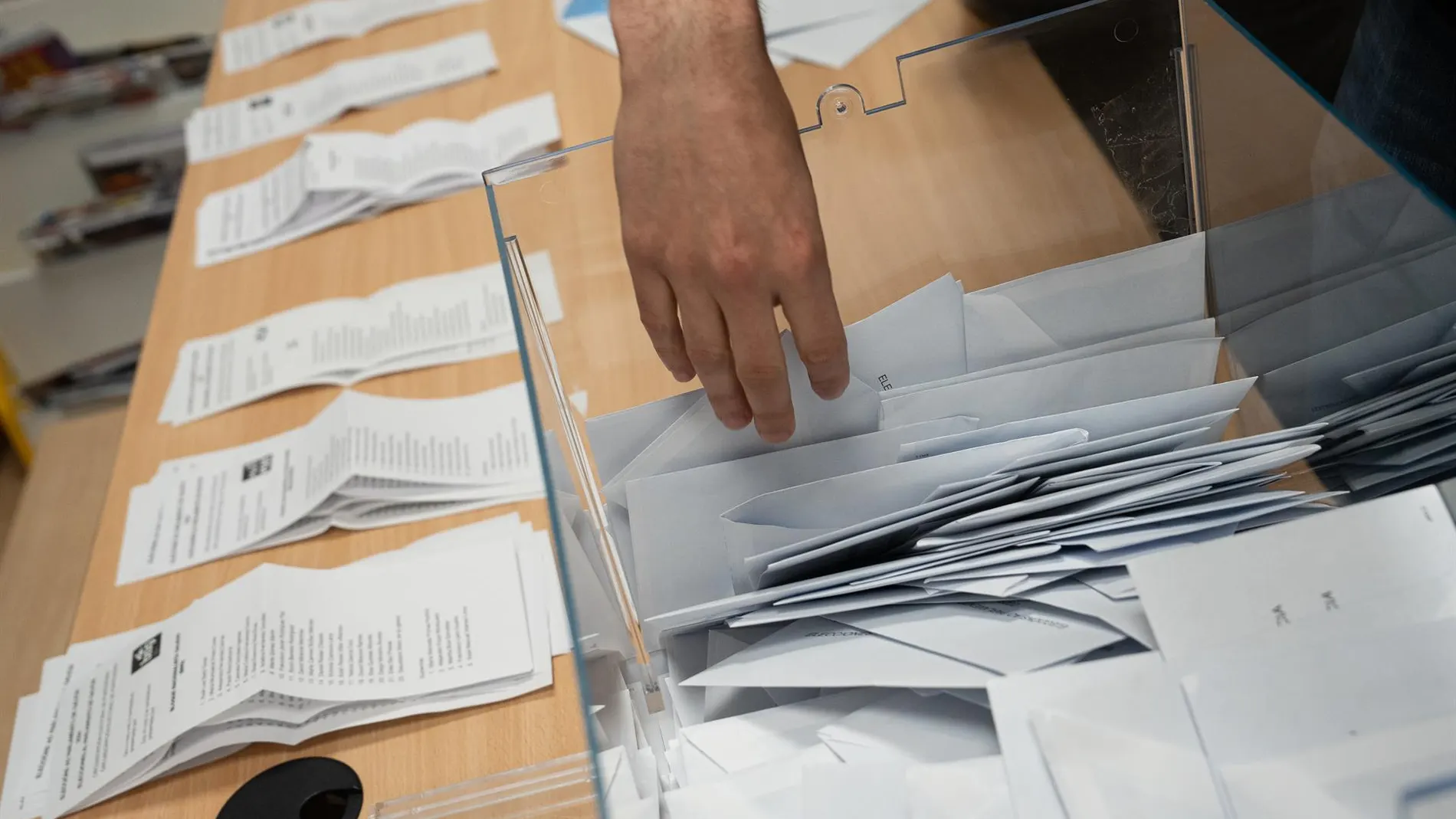 18F.- El voto exterior no afectará a la mayoría del PP, aunque el PSdeG queda a 112 votos de ganar un escaño en Ourense