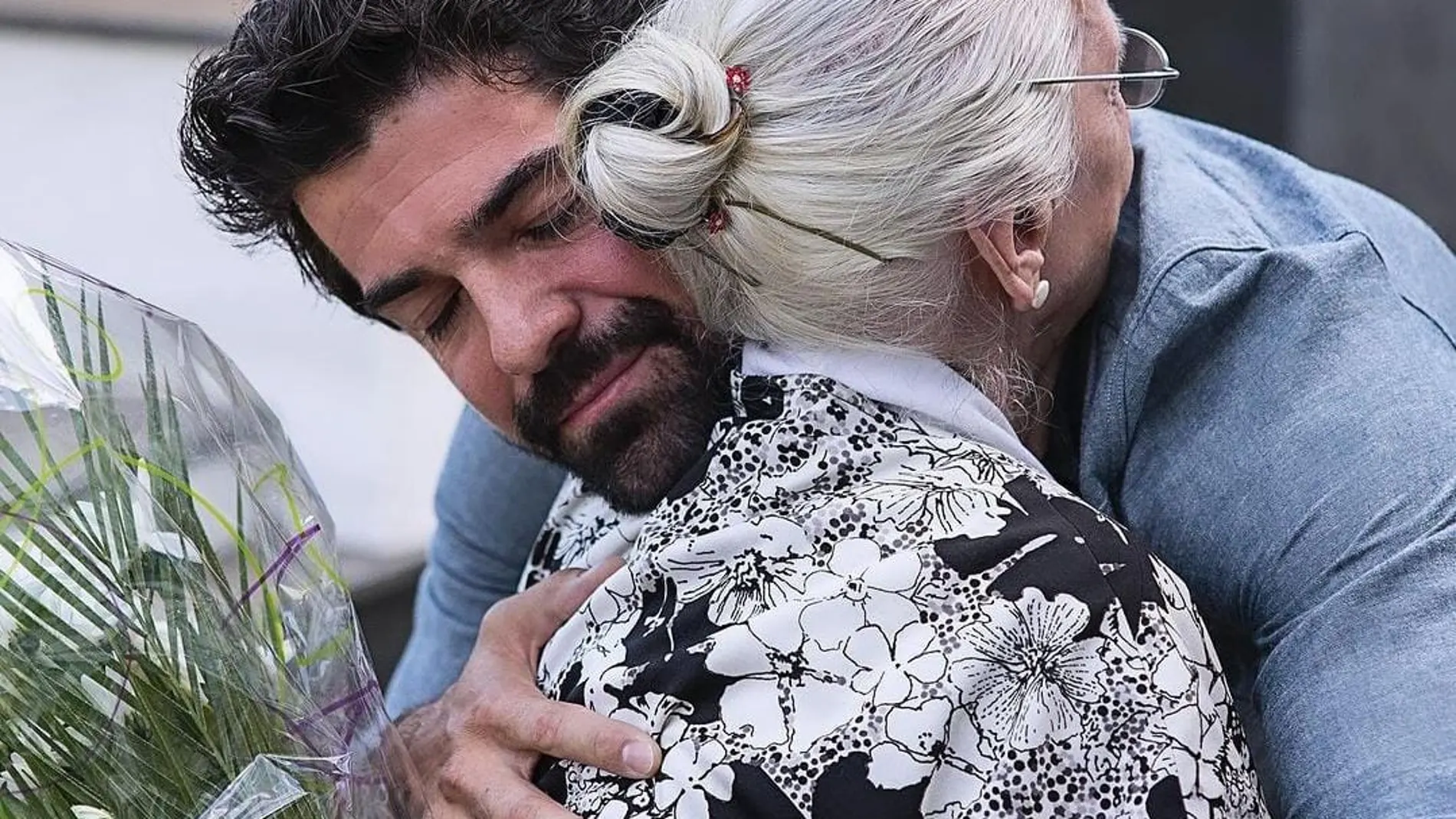 Miguel Ángel Muñoz junto a La Tata