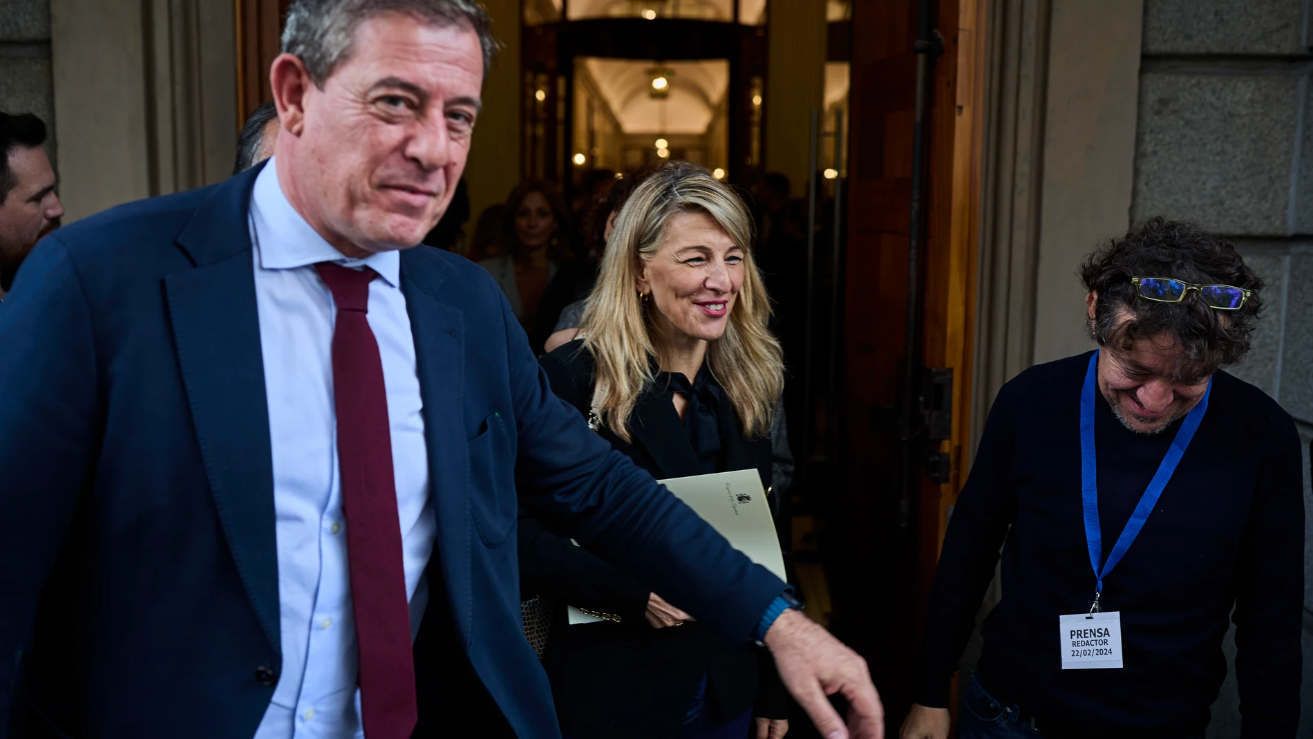 Yolanda Diaz y José Ramón Gomez Besteiro en el pleno del Congreso de los Diputados donde se vota el Proyecto de Ley Orgánica de representación paritaria y presencia equilibrada de mujeres y hombres en el pleno del Congreso de los Diputados. © Alberto R. Roldán / Diario La Razón. 22 02 2024