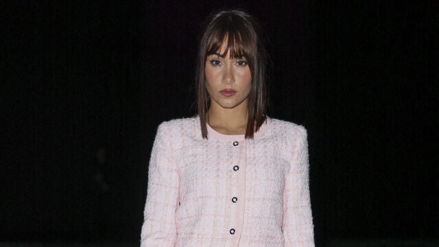 Aitana en el desfile de Emporio Armani.