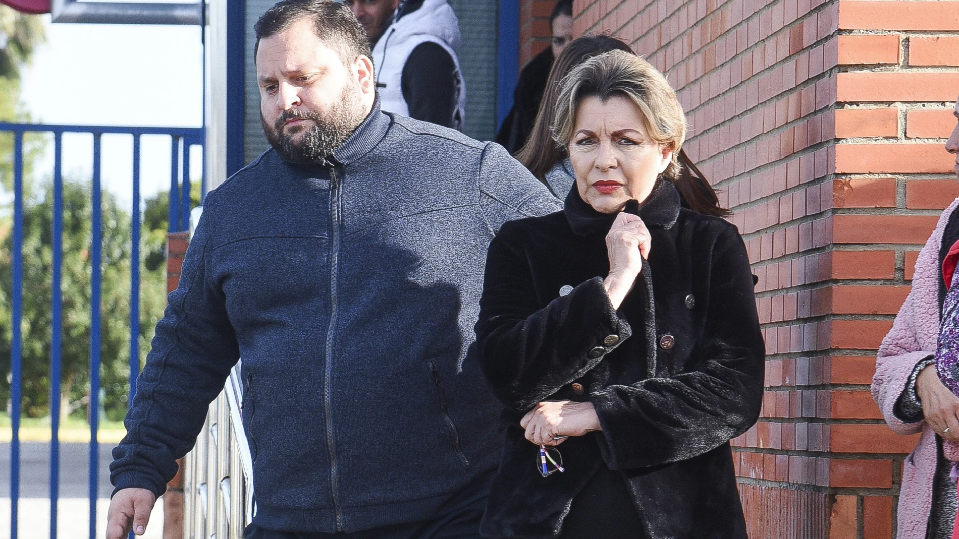 La madre y el hermano de Antonio Tejado