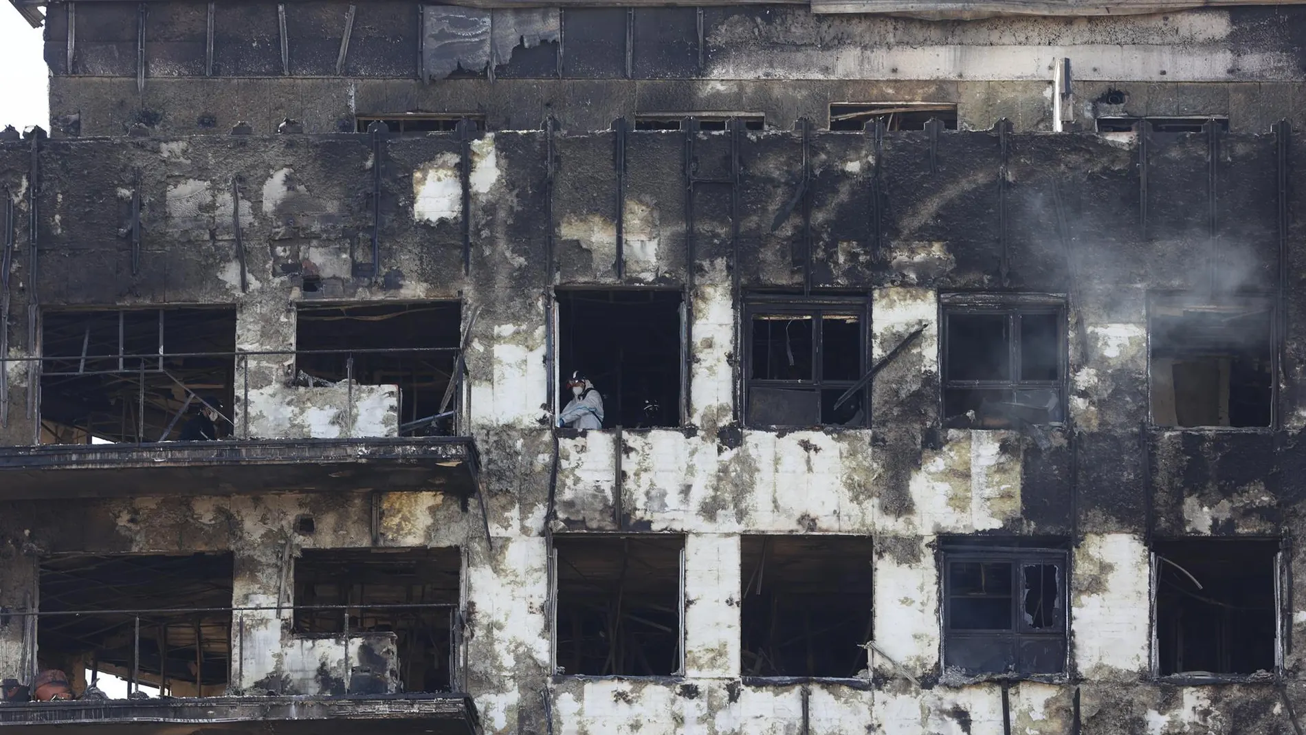 MADRID.-El COAM recomienda a las comunidades de vecinos revisar los edificios para evitar incendios