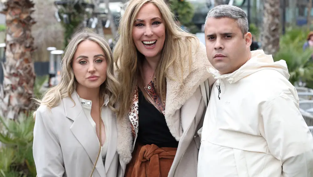 Rocío Flores, Rosario Mohedano y José Fernando Ortega