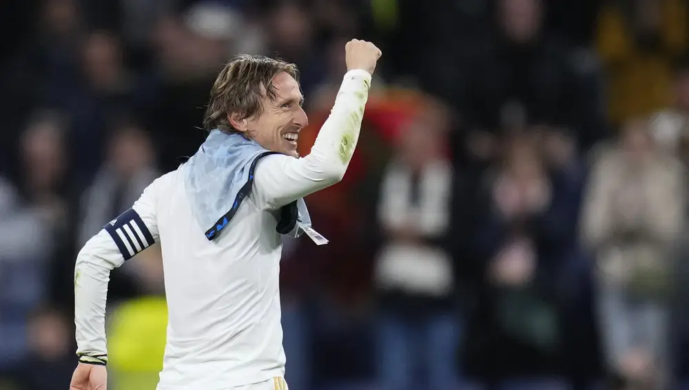Luka Modric celebra el triunfo del Real Madrid ante el Sevilla