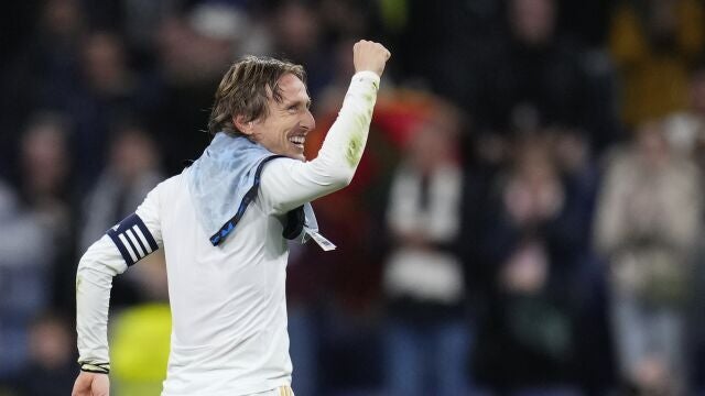 Luka Modric celebra el triunfo del Real Madrid ante el Sevilla