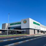 Fachada de la nueva tienda eficiente de Mercadona en Fuente Álamo 