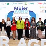 Los ganadores de los VI Premios MujerAGRO han sido Marta Martín Abad, Fundadora y gerente de Entrecabritos; Jacoba González Gómez, directora de ITEAF Sevilla.; BIOSER; Enrique de los Ríos Porras, director general de UNICA; Inés Jul López, responsable de Ganadería Currás Xia; Estudio sobre ‘Biotecnologías reproductivas como la fecundación in vitro en animales’ liderado por Ana Josefa Soler Valls, veterinaria y Doctora en Ingeniería Agronómica; y Rosa Vañó Cañadas, Socia Fundadora de Castillo de Canena.