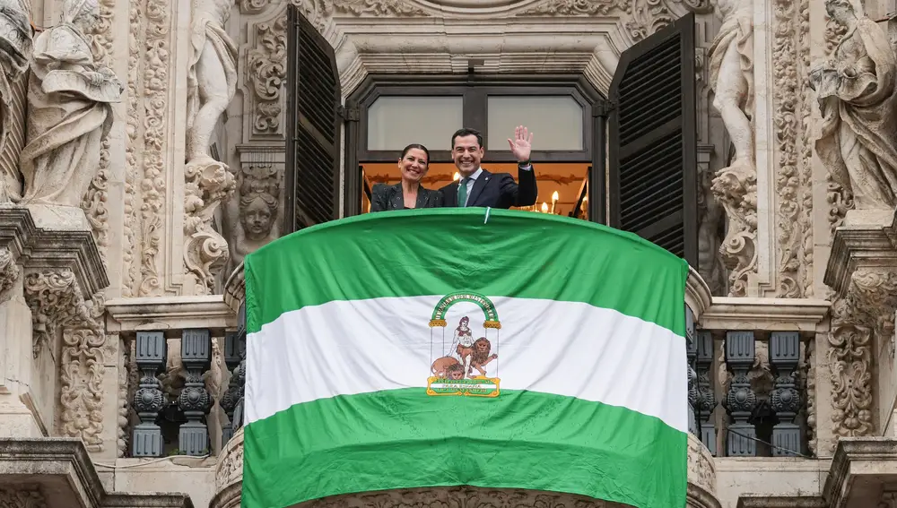 El significado de la bandera verde y blanca de Andalucía