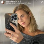 Amelia Bono con jersey de Zara.