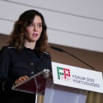 Ayuso en el Fórum de los Portugueses
