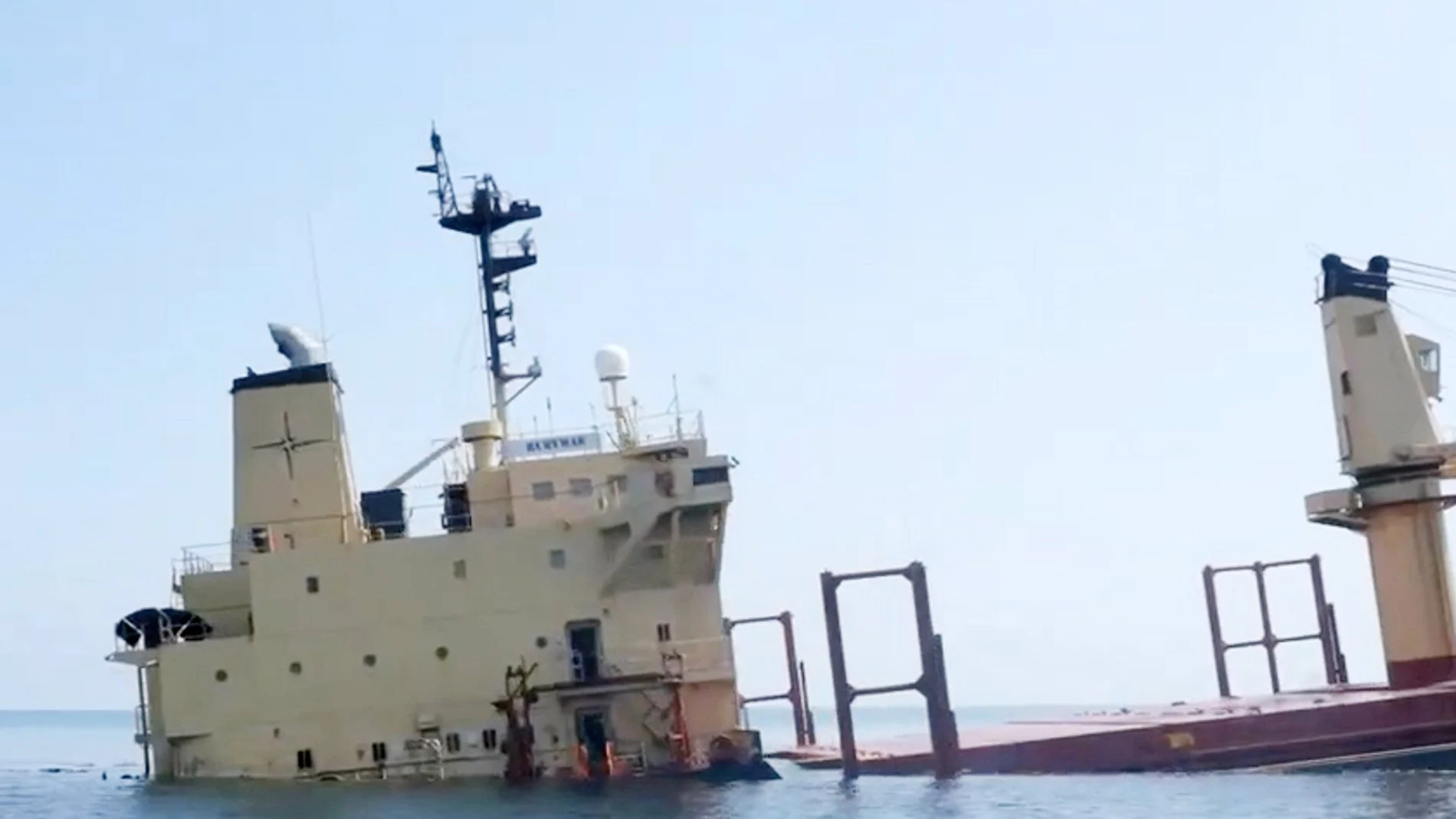 O.Próximo.- Los hutíes avisan que proseguirán sus ataques contra los barcos británicos tras el hundimiento del 'Rubymar'