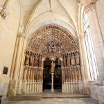  Portada de la Majestad de la Colegiata de Santa María la Mayor de Toro