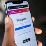 Portaltic.-Instagram desarrolla para iOS una interfaz de acceso directo a la cámara de la 'app' desde la pantalla de bloqueo