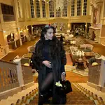 Georgina Rodríguez y su look en Disney con sus hijos.