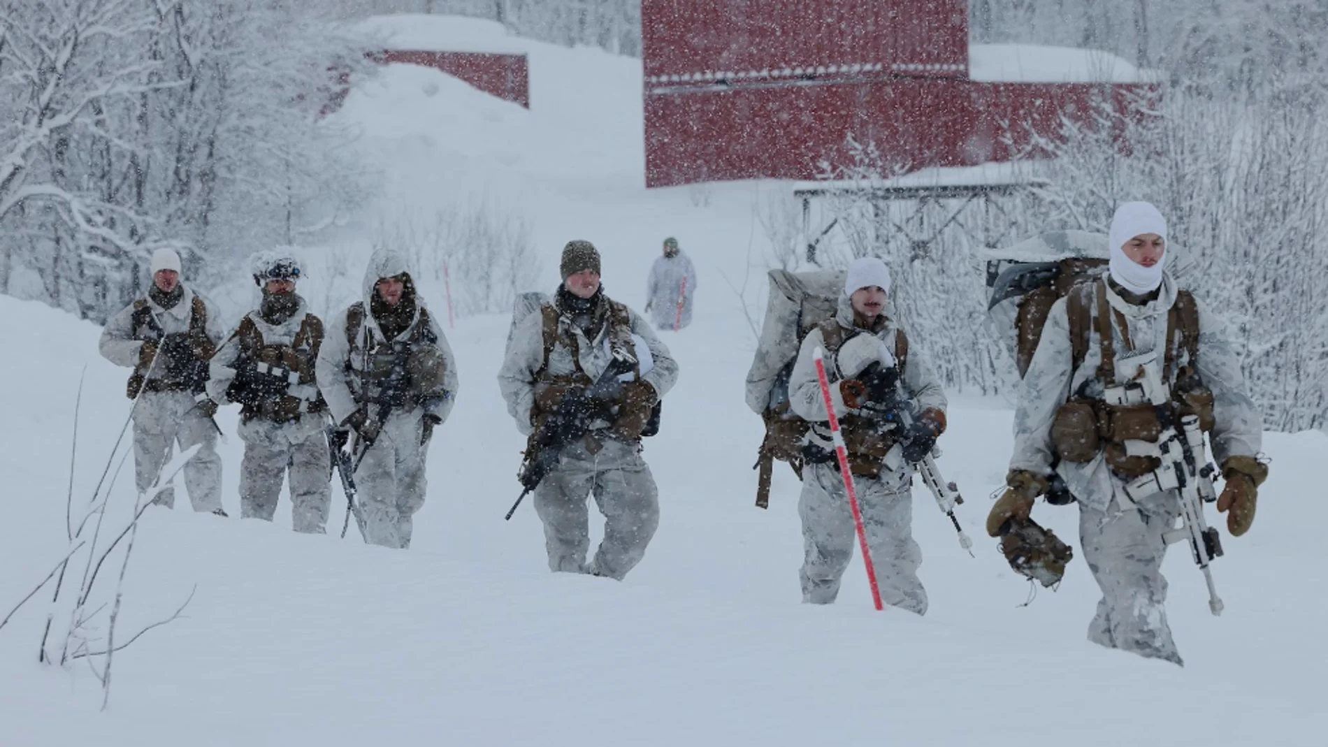 Soldados noruegos en una maniobra militar