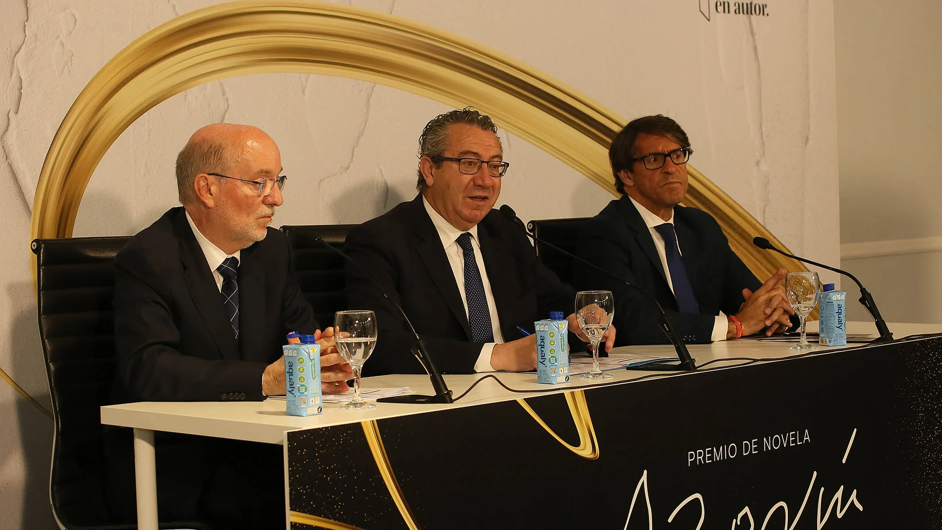 Juan de Dios Navarro, Toni Pérez y Carlos Creuheras, en la presentación de los finalistas