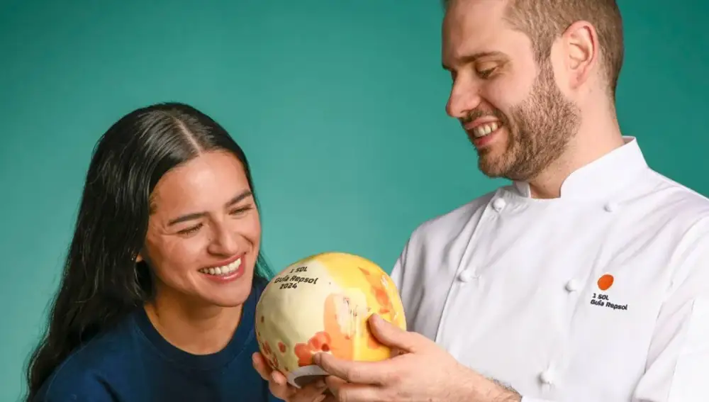 Áxel Smyth y Claudia Merchán.