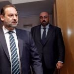 José Luis Ábalos, junto a su entonces asesor Koldo García en 2019
