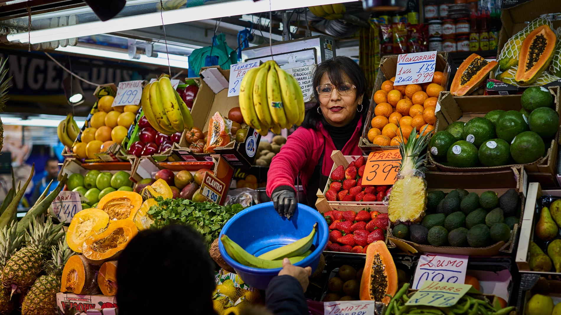 Reportaje ambiente Mercado Maravillas en el barrio madrileño de cuatro caminos. © Alberto R. Roldán / Diario La Razón. 08 03 2024