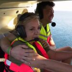 Carmen Borrego junto a Ángel Cristo Jr. en el helicóptero de 'Supervivientes 2024'