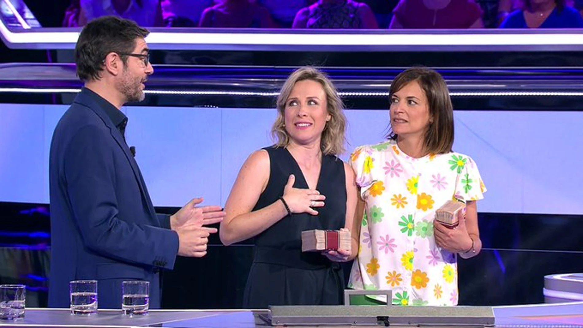 Juanra Bonet presenta 'Atrapa un millón' en sustitución de Manel Fuentes