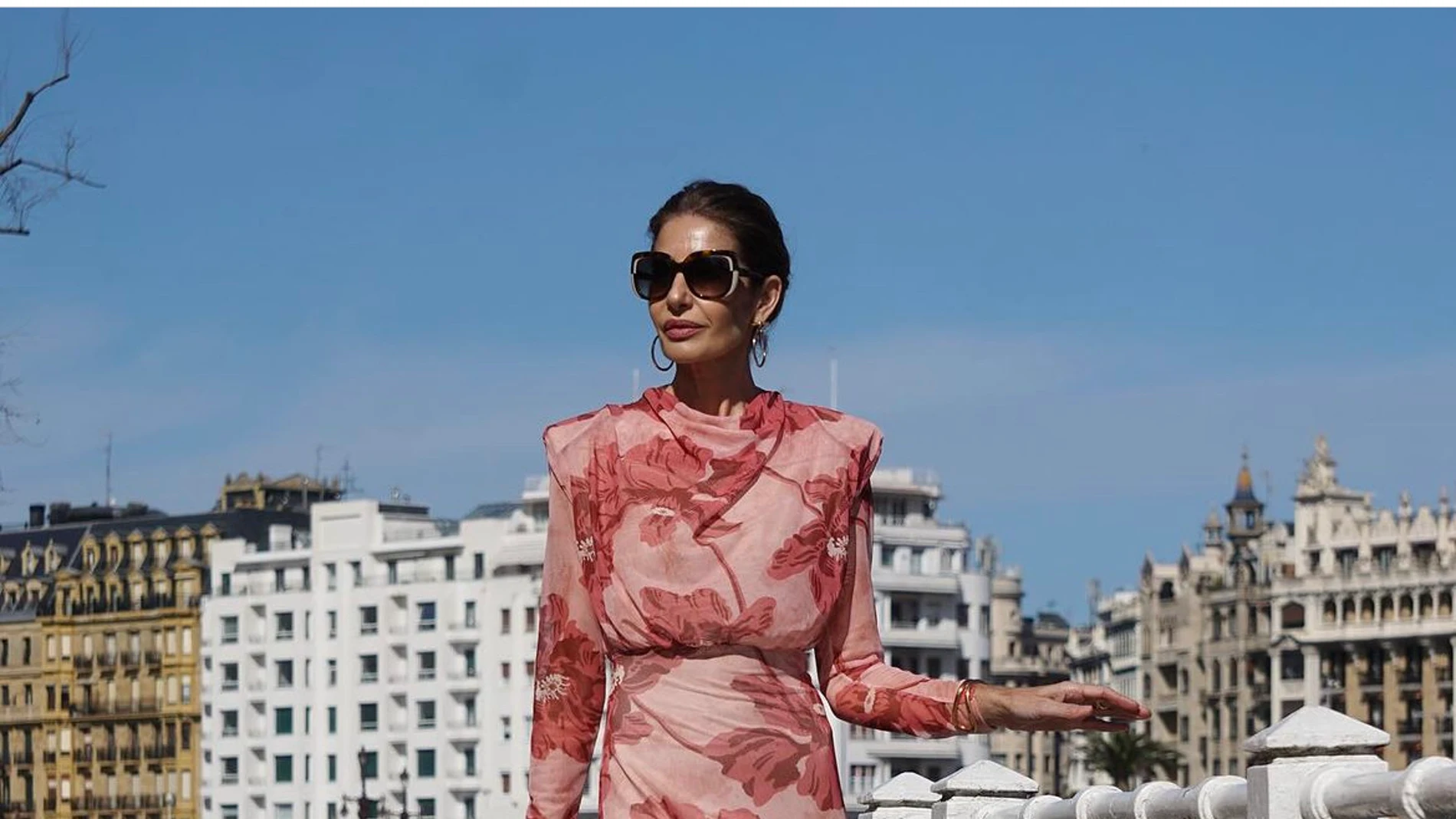 Pilar de Arce con vestido de invitada