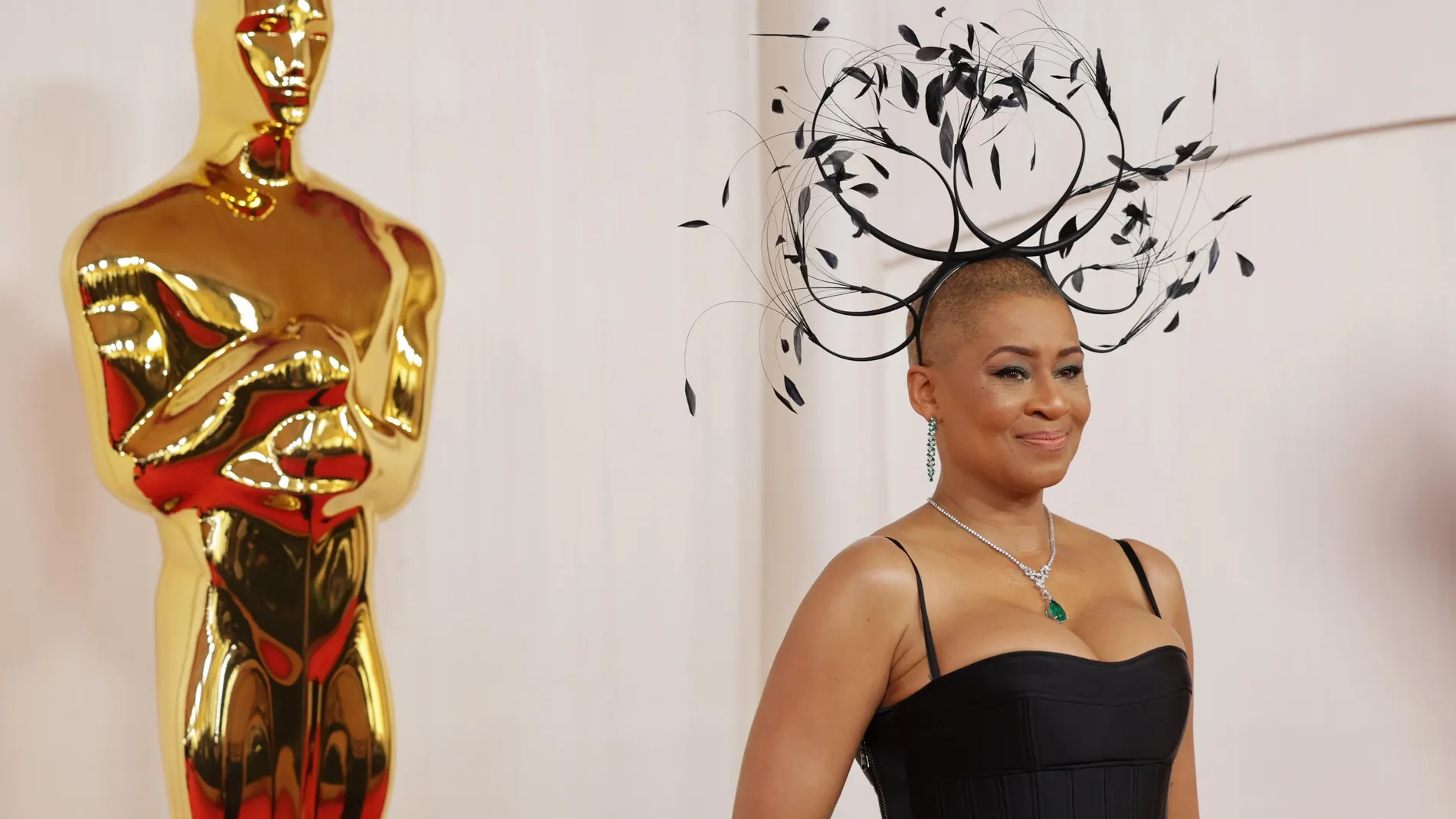 Los Angeles (United States), 10/03/2024.- Jacqueline Stewart arrives for the 96th annual Academy Awards ceremony at the Dolby Theatre in the Hollywood neighborhood of Los Angeles, California, USA, 10 March 2024. The Oscars are presented for outstanding individual or collective efforts in filmmaking in 23 categories. EFE/EPA/ALLISON DINNER