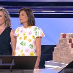 Patricia y Silvia, concursantes de 'Atrapa un millón"