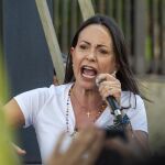Venezuela.- El CNE hace pública la inhabilitación de la candidata de la oposición venezolana María Corina Machado