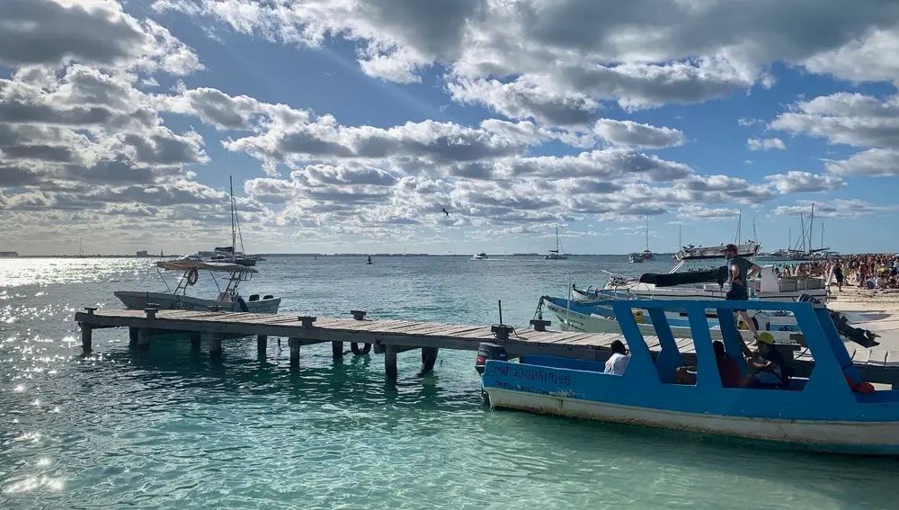 Isla Mujeres está tan solo a unos 15 kilómetros de Cancún