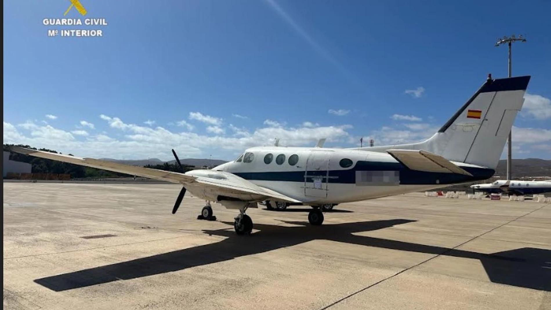La avioneta retenida